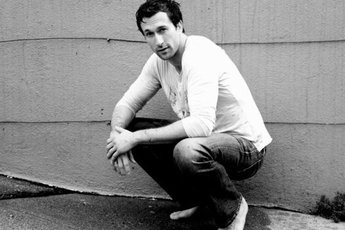 Aaron Lazar