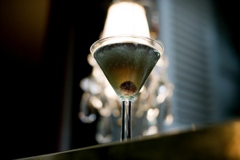 Le Très Particulier - Hotel Bar | Restaurant in Paris.