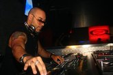 Roger-sanchez_s165x110