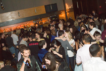 Boston’s Singles Scene: Get Your Masters In Making Out