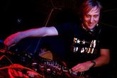 David-guetta_s165x110