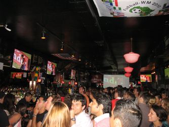 Nevada Smiths - Soccer Bar | Sports Bar in New York.