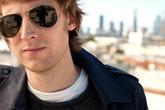 Eric-hutchinson_s165x110