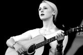 Laura-marling_s165x110