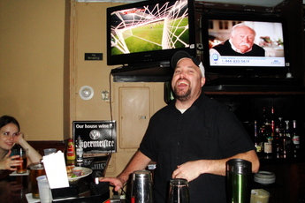 Blondies - Restaurant | Sports Bar in New York.